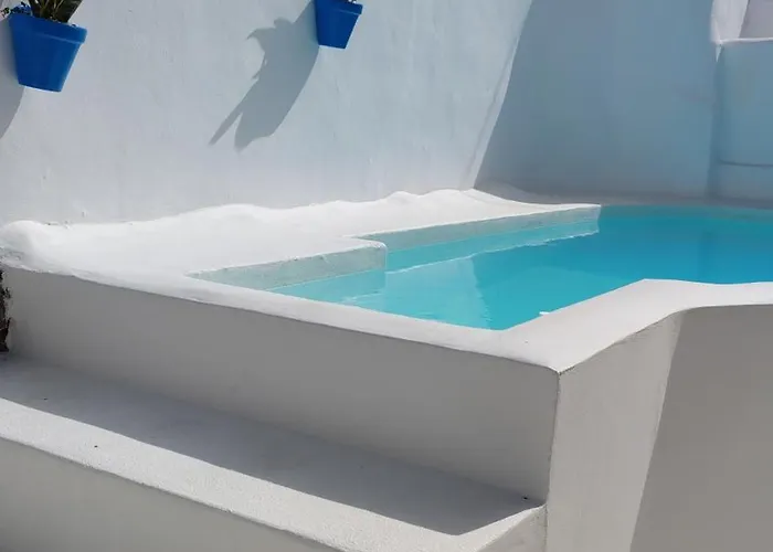 Con Piscina Climatizada Tatil Evi Icod De Los Vinos