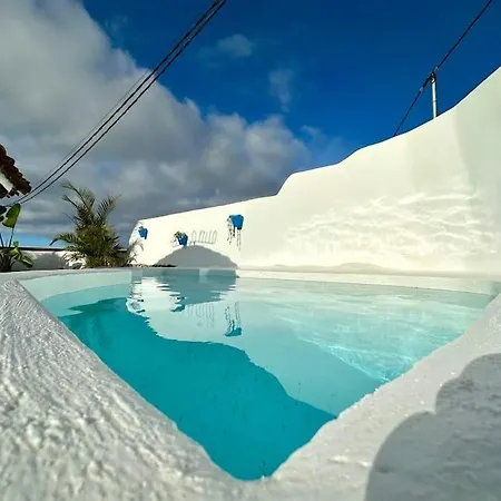 Nyaraló Con Piscina Climatizada