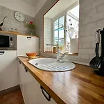 Con Piscina Climatizada 度假居 *